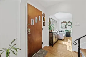 Pittsburgh Retreat 3-Bedrooms and beautiful Garden - Image 4
