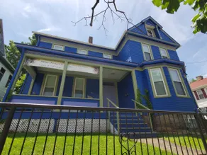 The Charming Blue Peacock Guest House - Image 4