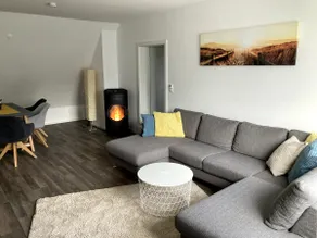 Lakeside cottage - Image 4