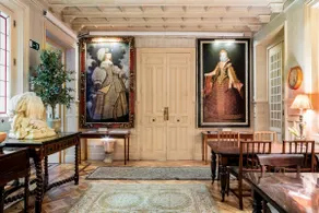 Syria Suite Royal Palace views, Aristocratic medi. - Image 4