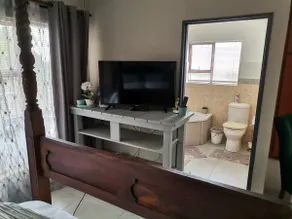 LOVELY ONE BEDROOM OASIS - Image 2