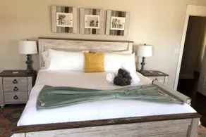 Beach side, ocean views & walk to Casa Marina - Image 5