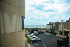Enjoy the Beachlife!! —> 2Bed & 2Bath Condo - Image 3