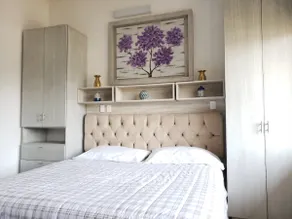 A modern and spacious loft with a workspace - Image 3