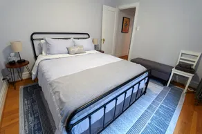 Spacious 3 bdrm apt. near NU + Chicago + lake. - Image 5
