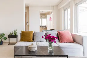 Sea View Apartment - Image 2
