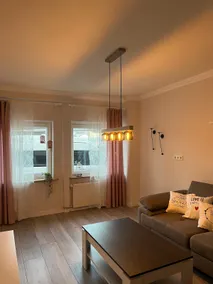 Nice place with free parking - Image 2