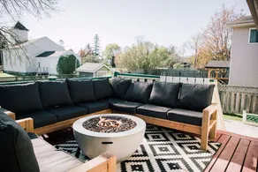 Private Backyard, Hot Tub, Dog Friendly, Central - Image 5