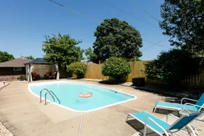 Cozy 4 BR/2 Bath Home South of Downtown St. Louis - Image 2