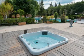 Villa w/ 25m Pool, Breakfast, 20 min from Florence - Image 2