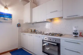 Happy Guest Apartments - Blue Lake Therapy - Image 3