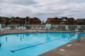 Golf Cart available! Gorgeous Golf & Lake Condo with heated pool - Image 2