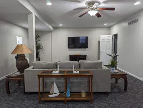 SeaEscape Cottage- Close to UD - Image 5