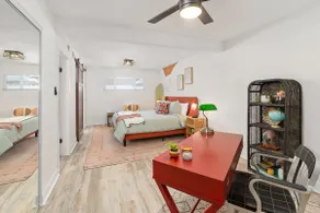Retro Chic Hot Tub & Game Room, 10 Mins From Beach - Image 3