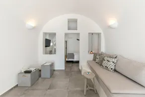 Yposkafo Jacuzzi House - Image 3