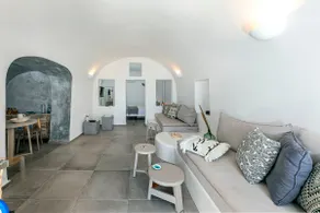 Yposkafo Jacuzzi House - Image 4