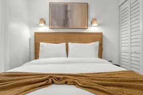Private Luxury Tiny Home - Image 2