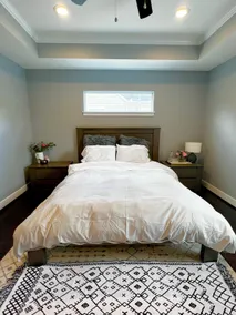 4 bed/2.5 Bath updated home with fully fenced yard - Image 3
