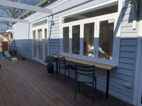 Art Deco Cottage. - Image 3
