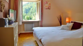 Squirrel's Cottage • Nature, Pool & Jacuzzi - Image 3
