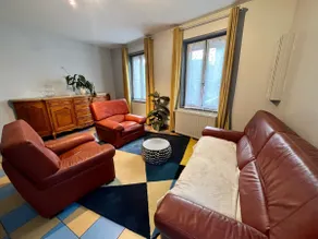 Small house with large garage and 2 bedrooms - Image 2