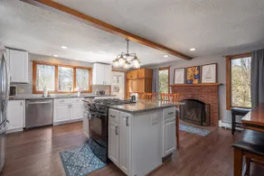 Hot tub, fireplace & games-Family's Dream getaway! - Image 3