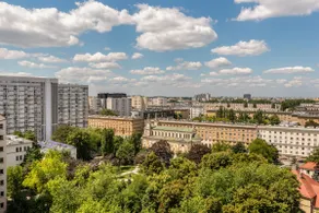 Panoramic 13th-Floor Flat in Central Warsaw - Image 5