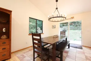 Forested Getaway - Hot Tub, Hike, Bike and Lake - Image 4