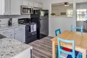 Stylish & Modern 2/1, 5 Mins to Fort Hood-Killeen - Image 5