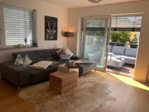Small luxury penthouse near the lake and mountains with underground parking - Image 2