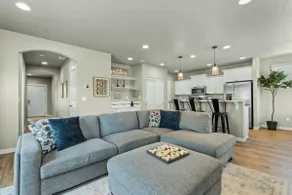 Butler Corner - New, Clean & Minutes From Downtown - Image 5