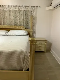 Adoni Holm Guest Suite - Image 2