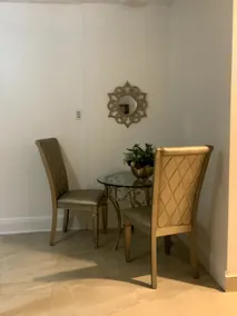 Adoni Holm Guest Suite - Image 4