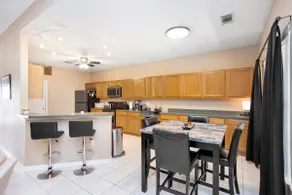 The American Dream - 4 Bedroom Full Home in FWB - Image 3