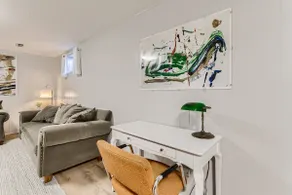 Artistic Private Suite @ Anderson's Inn - Image 3