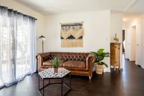 Desert Ranch Home 2 bed/2bath Stunning +BBQ - Image 2