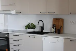 Bright and spacious detached house - Image 5