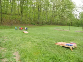 Perfect Getaway Near RRG with Screened Patio - Image 5