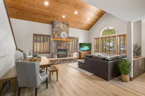 🌄Luxe House - NEW game room, hot tub, firepit, private retreat 🌄 - Image 2
