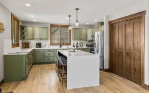 🌄Luxe House - NEW game room, hot tub, firepit, private retreat 🌄 - Image 5