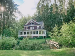 Riverfront history farmhouse in Oneonta NY - Image 2