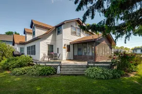 The Lodge, Sweet Waterfront Cottage, Separate Unit  - Image 2