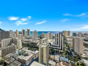 Two Amazing Views in One Spacious Condo Getaway - Image 2