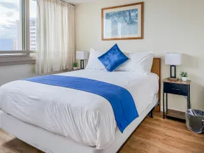 Two Amazing Views in One Spacious Condo Getaway - Image 4