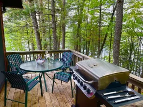 Spacious Lakefront Home Full of Amenities & Fun! - Image 5