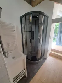 Independent suite to the Lordship - Image 4