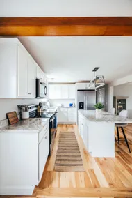 Updated, spacious home on the OOB/Pine Point line - Image 3