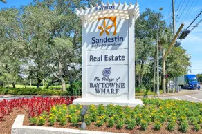 Baytowne Wharf/Sandestin resort - steps to shopping, restaurants, events & fun! - Image 2