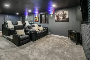 Golf Sim! Hot Tub/Game Room/Cinema 2 Kings - Image 3