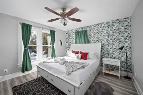 Spacious Group Getaway OSU | Sleeps 11 + Parking - Image 5
